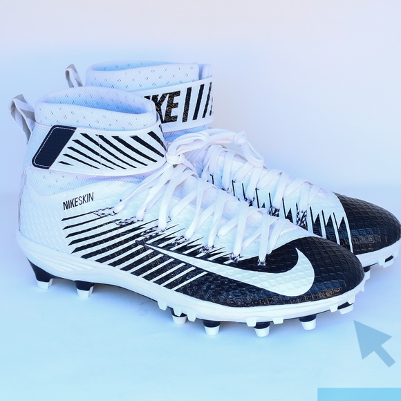 Nike Mens Lunarbeast Football Cleats 